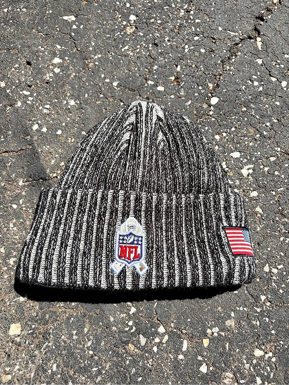 NFL San Francisco 49ers Striped Knit Beanie Black & White Like New
